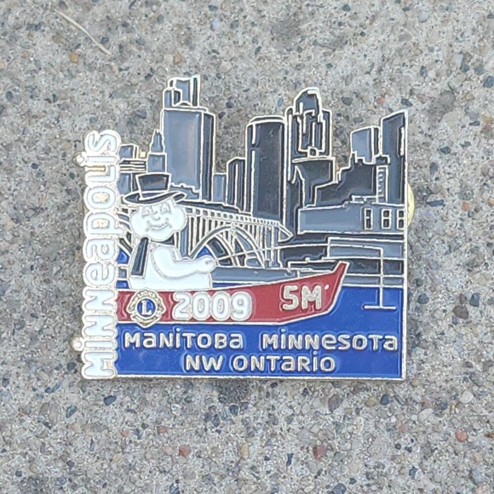 2009 Minneapolis 5M Lions Club Snowman Boat Pin Manitoba Minnesota NW Ontario